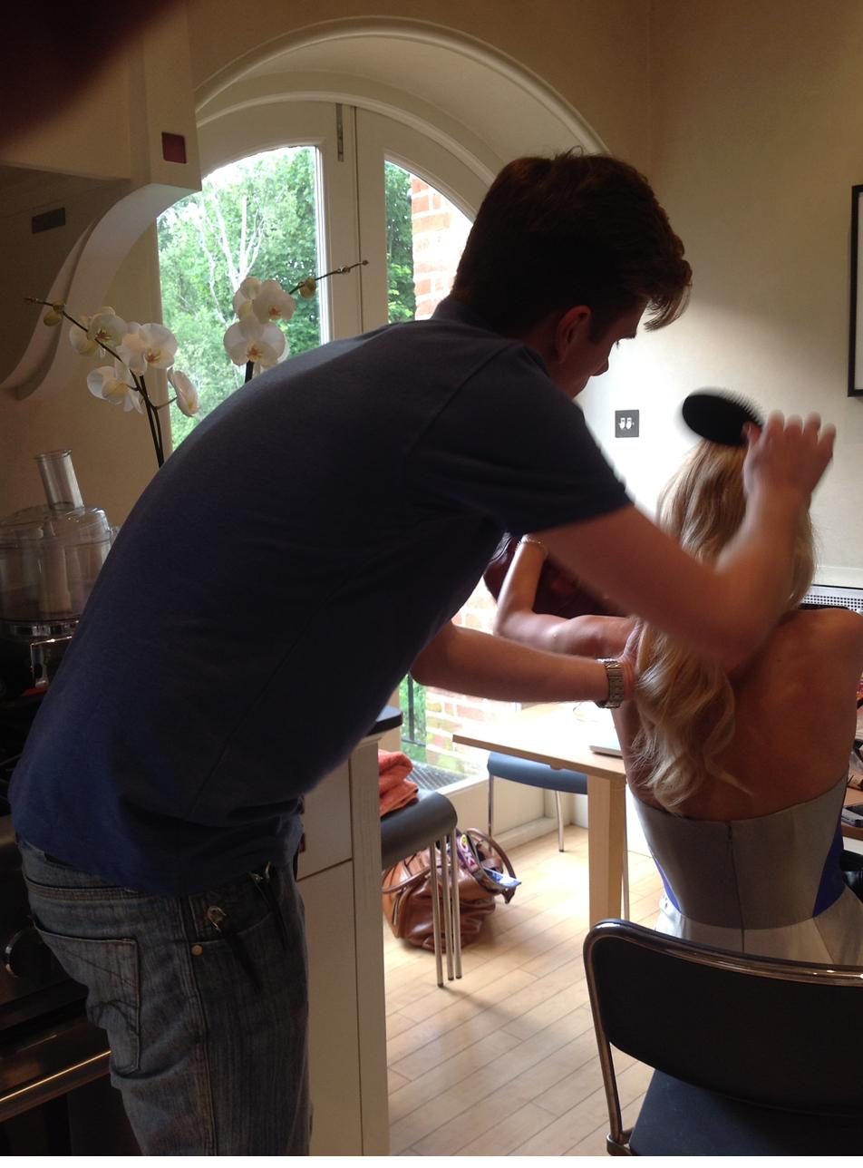 Hair styling, hands-on